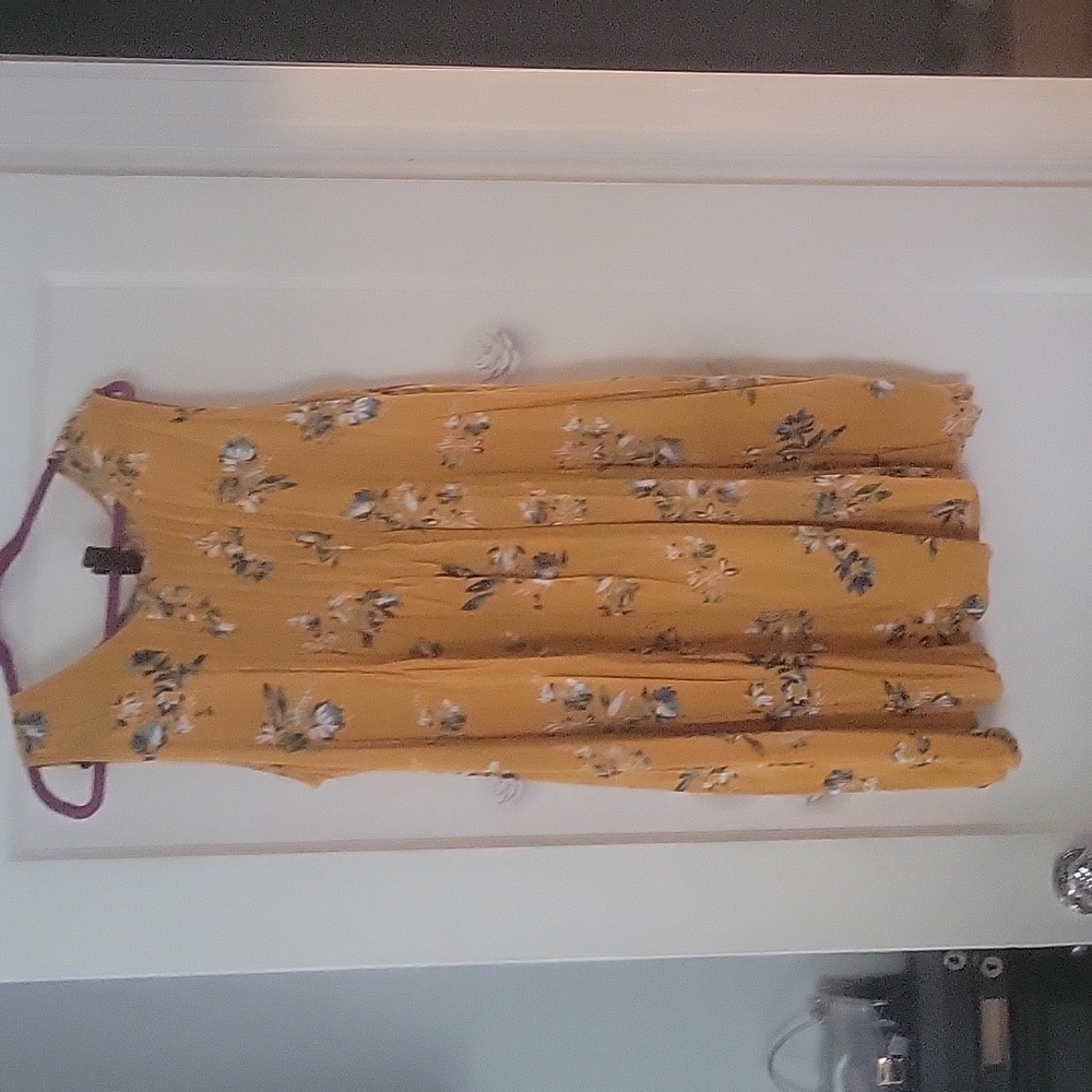 Yellow flowery dress